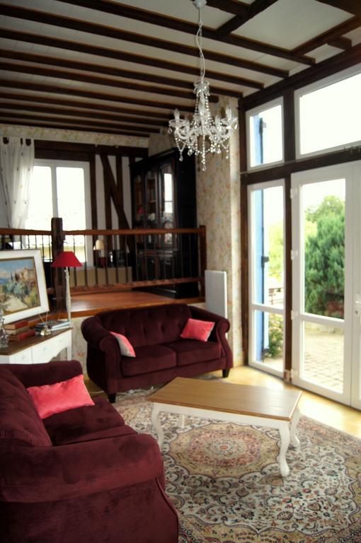 Le Clos Lauradière Cormeilles  Extérieur photo